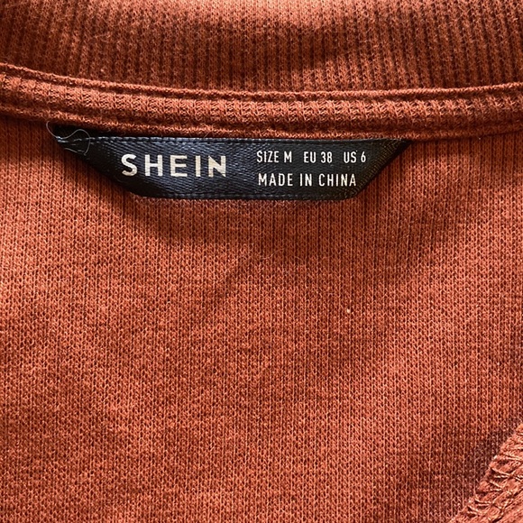 V-Neck Collard Tee(2) - Picture 4 of 4